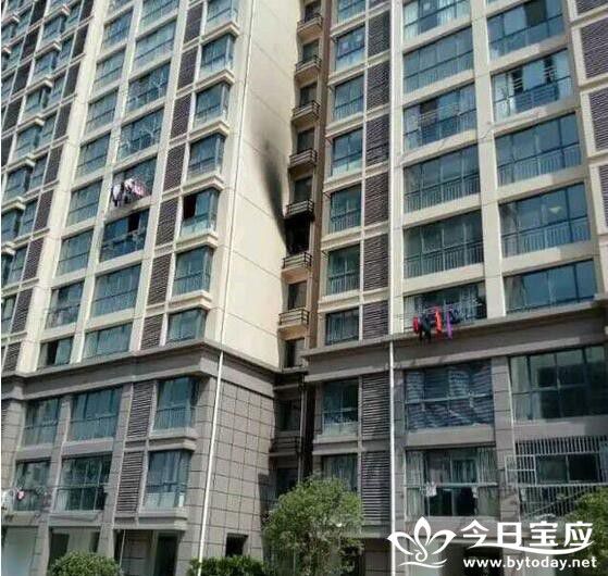 宝应县城南新城壹品小区8号楼5楼的一户人家